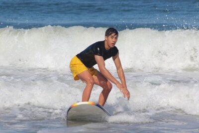 2 Hour Group Surf Lesson in Miami Beach - Safety and ocean basics first (where good lessons win)