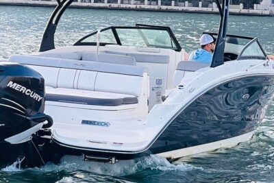 2-Hours Private Miami Boat Tour With Champagne - On-Board Comfort: Champagne, Bluetooth Music, and the Cooler Factor
