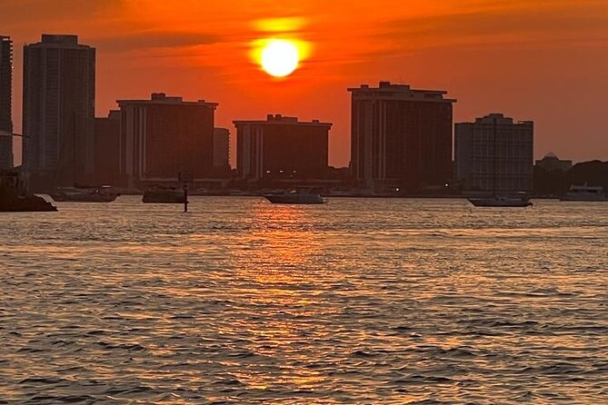 2-Hours Private Miami Boat Tour With Champagne - Captains and the On-Water Vibe: Safe, Smooth, and Fun