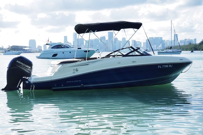 42 to 46 Ft Private Yacht Miami, rent for 2 our 4 hours, 12 ppl - Key Things You’ll Notice Right Away