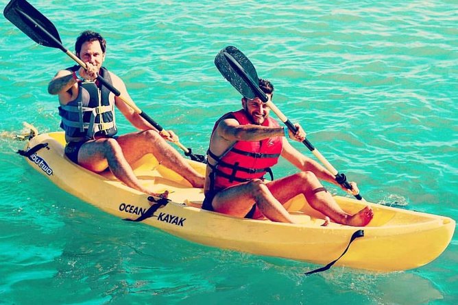 All Inclusive Party Boat Miami - The DJ and party atmosphere: why the ride feels like a real night out