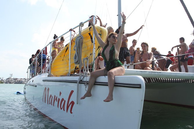 All Inclusive Party Boat Miami - Who this party boat suits best (and who might hate it)