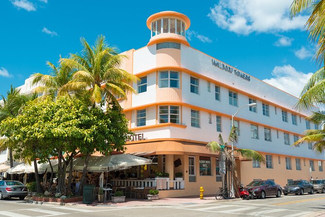 Award-winning Art Deco & History Walking Tour in Miami Beach - Collins Avenue: Short Walk, Strong Street-Specific Story