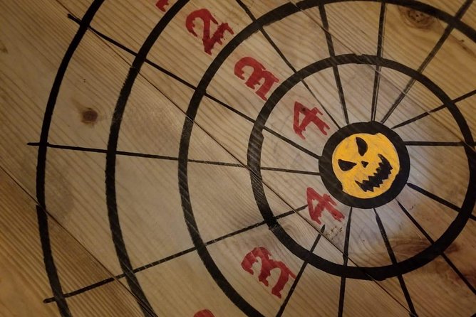 Axe Throwing 60 Min - Axe Habits in Downtown Miami: What kind of place is this?