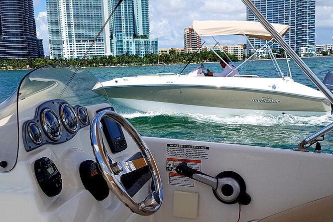 Best Miami self-driving boat rental! - Getting started at Venetian Marina Pier 3 (and what to do fast)