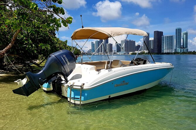Best Miami self-driving boat rental! - Who runs the show on the dock (and why host help matters)