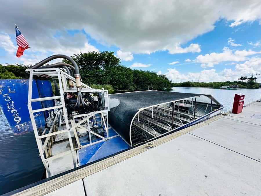 Everglades Small Group on Airboat with Transportation - The 50–60 Minute Flat-Propelled Airboat Ride