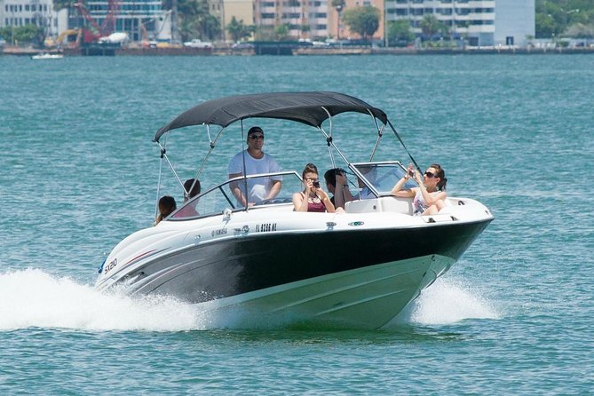 Fully Private Speed Boat Tours, VIP-style Miami Speedboat Tour of Star Island! - Star Island and Millionaires Row: the waterfront that everyone wants to see