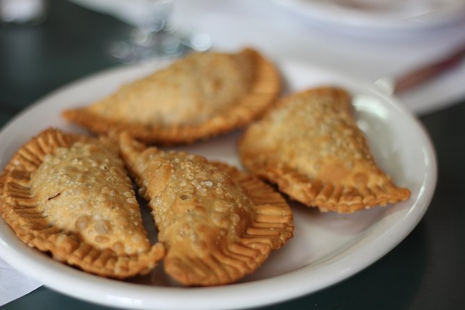 Little Havana Food and Walking Tour in Miami - The landmark flavor of Calle Ocho: memorials, stars, and old jazz energy