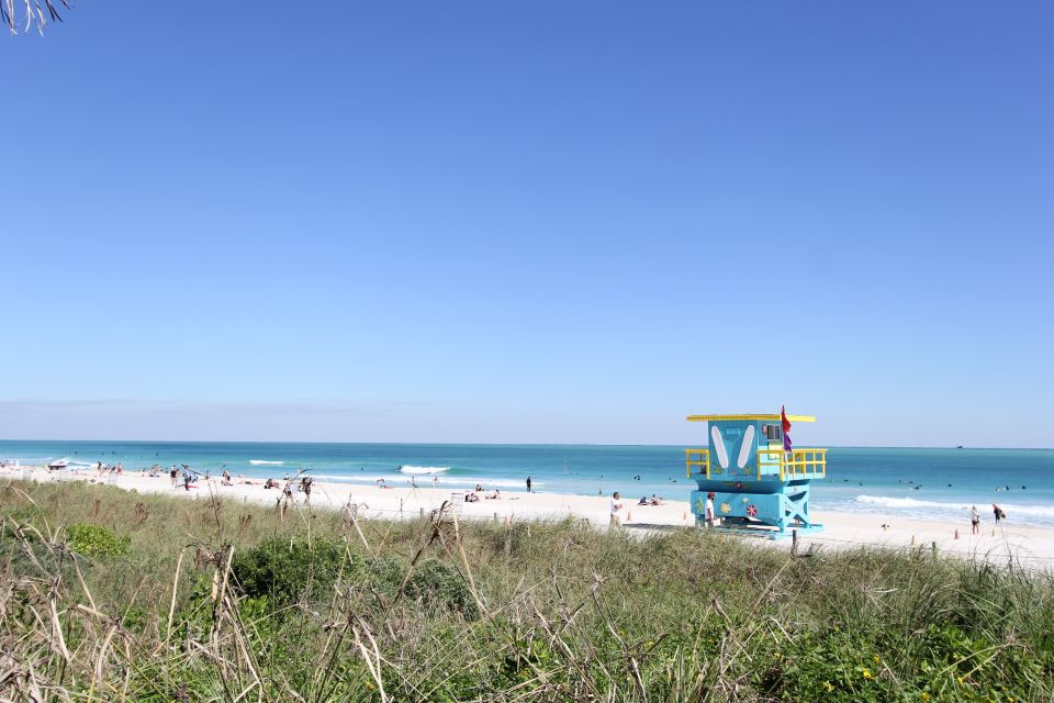 Miami: 2-Hour Art Deco Bike Tour - Northbound Highlights: Flamingo Park, Lincoln Road, and the Memorial