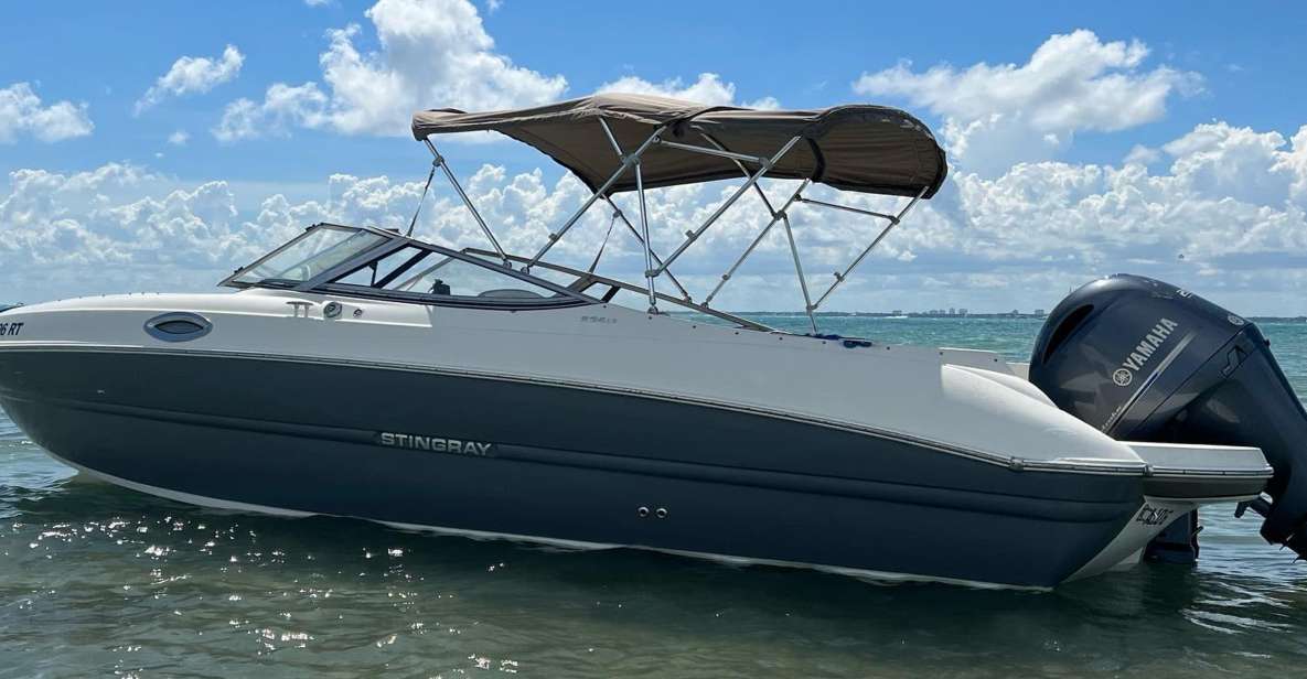 Miami: 24-Foot Private Boat for up to 8 People - A private 24-foot boat is Miami’s best “change of angle”