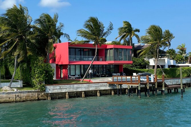 Miami and Bayside 90 min Cruise of Celebrity Islands - Venetian Islands and the Venetian Causeway: skyline photos with a residential calm