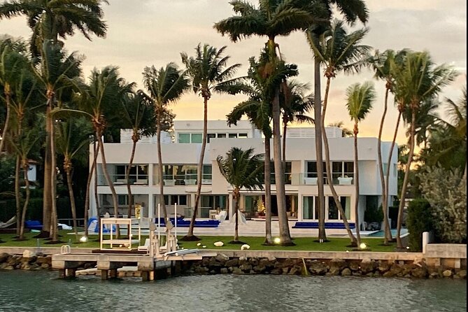 Miami and Bayside 90 min Cruise of Celebrity Islands - Should you book this Celebrity Islands cruise?