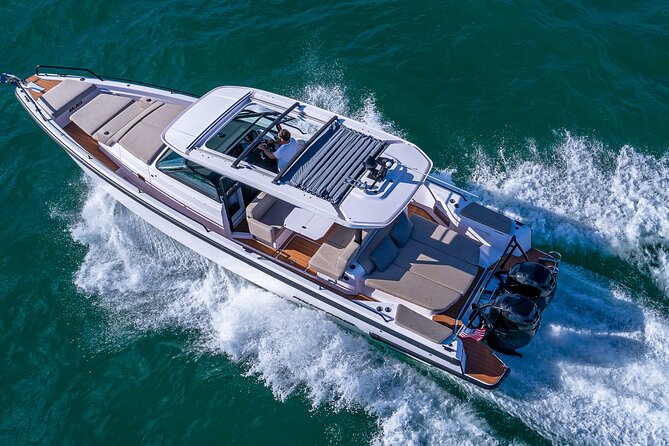 Miami Bay Discovery Private Yacht Cruise with Captain - Why Biscayne Bay Feels Different When It’s Just Your Group