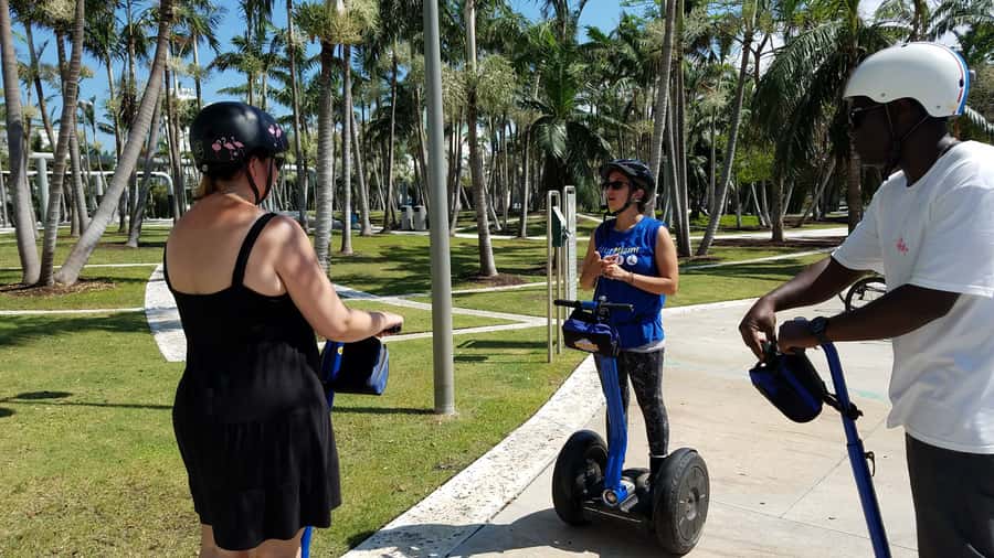 Miami Beach: 1-Hour Segway Glide - Start With a Briefing and a Test Ride on Your Terms