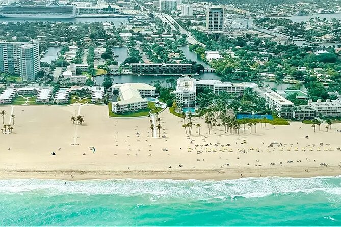 Miami Beach: Private South Beach Airplane Tour with drinks - Port of Miami and cruise traffic: spotting boats from a different angle