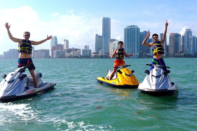 Miami Biscayne Bay Jet Ski Tour - Your one-hour route: Downtown Miami views or celebrity-home cruises