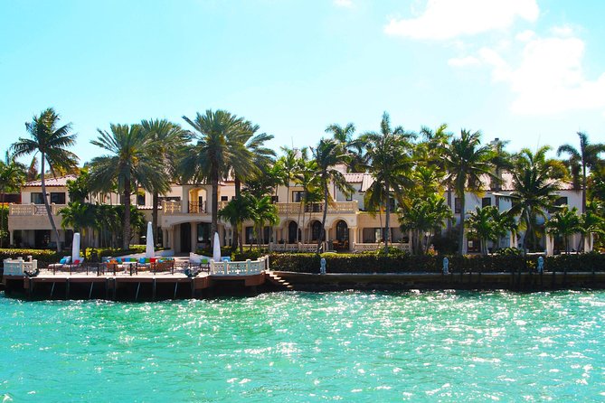 Miami Biscayne Bay rich and famous Sightseeing Boat Tour - Drinks, snacks, and the onboard upsell reality