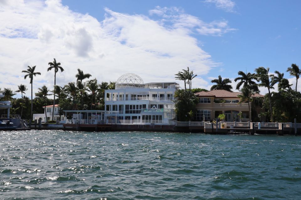Miami Biscayne Bay: Sunset Boat Cruise & Millionaire Homes - What You’ll See Along the Way (And How to Spot It Fast)