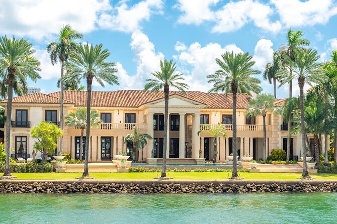 Miami Boat Tour - Celebrity Homes & Millionaire Mansions - Key highlights to expect