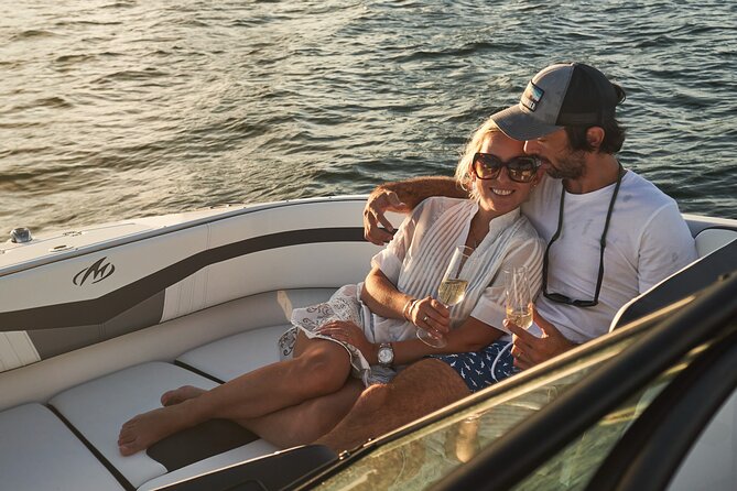 Miami Boat Tour –Day and Night Cruises with Champagne - The bay cruise: illuminated buildings and photo stops that actually help