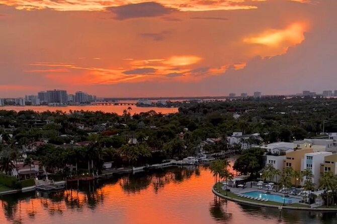 Miami Boat Tour –Day and Night Cruises with Champagne - Timing tips: sunset vs night, and how to stay flexible