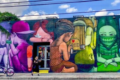 Miami City Tour and Boat Tour - Land & Sea Combo - Versace Mansion and Wynwood Walls: Style Meets Street Art