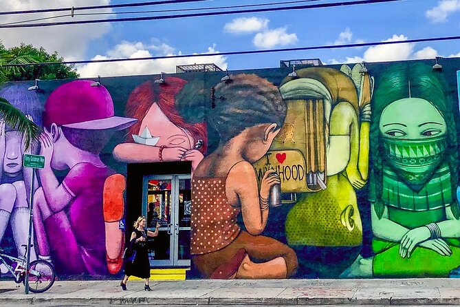 Miami City Tour and Boat Tour - Land & Sea Combo - Versace Mansion and Wynwood Walls: Style Meets Street Art
