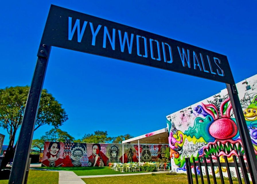Miami: Double-Decker Bus Tour with Optional Boat Cruise - Bayside Marketplace in Downtown: A Useful Hour for Food and Shopping