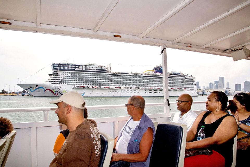 Miami: Duck Tour of Miami and South Beach - The crew experience: guides, captains, and the overall vibe