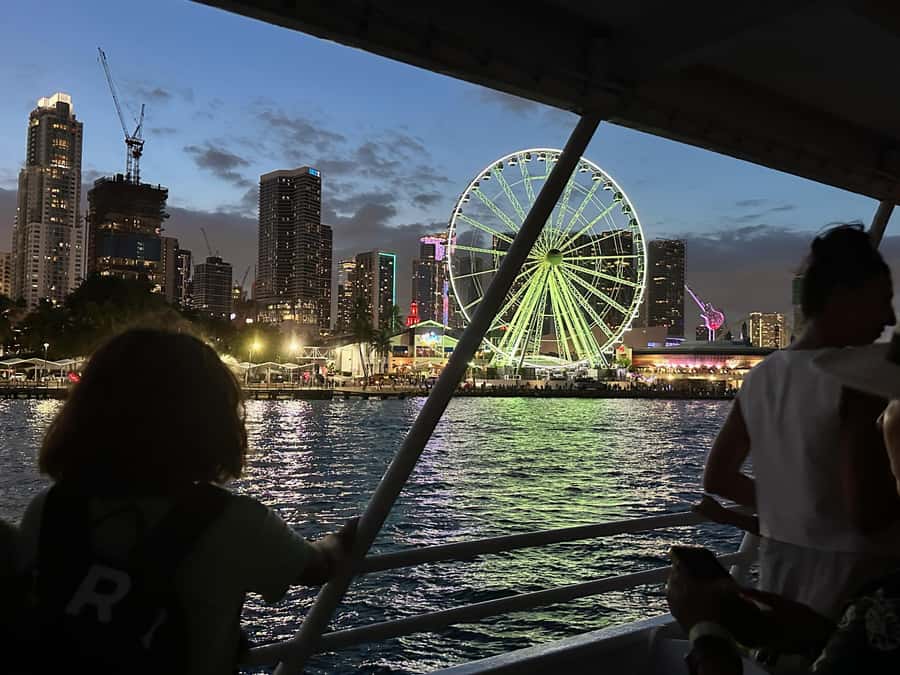 Miami Evening Boat Past Millionaire Homes on Water Taxi - Cost and value: is $19 worth a night on the water?