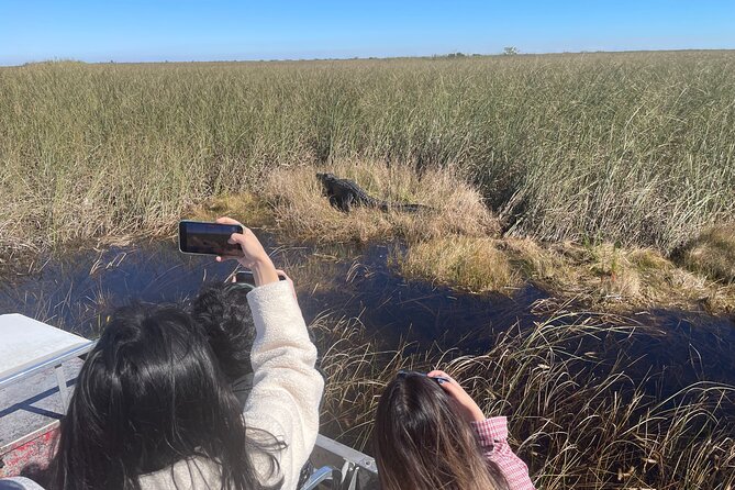 Miami: Everglades Airboat incl. Group Photo - Pickup, Bus Ride, and the Long Part of the Day
