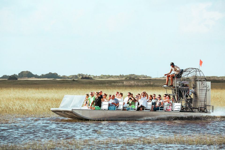 Miami: Everglades National Park Airboat Tour & Wildlife Show - Food and souvenirs: alligator tail, sausage, and more