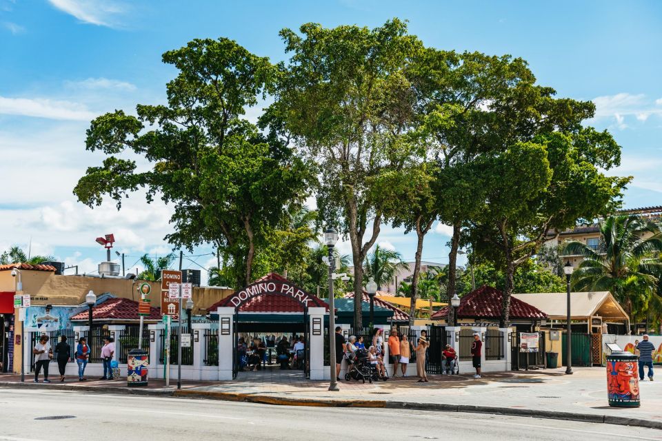 Miami: Little Havana Food Walking Tour with Tastings - El Callejon del Gallo: the street art stop that’s more than a photo