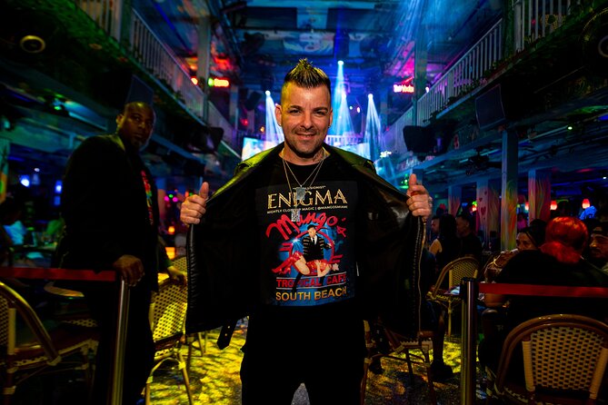 Miami: Mango's Dinner and Show Ticket - The Latin revue: Cuban Conga, Brazilian Samba, and modern crowd energy
