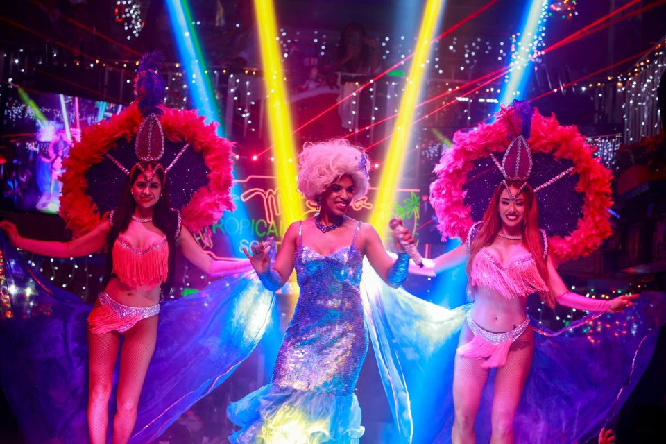 Miami: Mango's Tropical Cafe Dinner & Show - The Performances: Samba, Cuban Conga, Salsa, Belly Dance, Burlesque