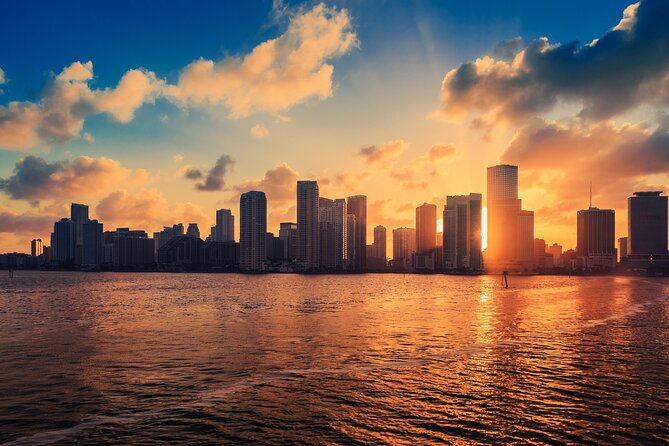 Miami Millionaires Sightseeing Cruise - Mega yachts, Fisher Island, and the Port of Miami reality check