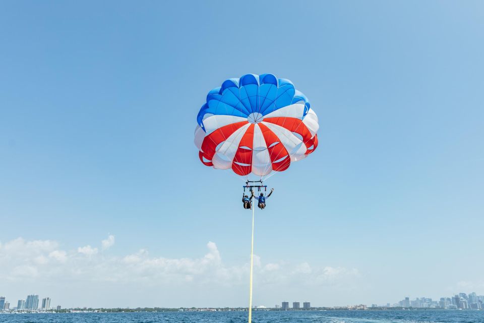 Miami: Parasailing Experience in Biscayne Bay - The parasail flight at 400 feet: what you’ll actually feel