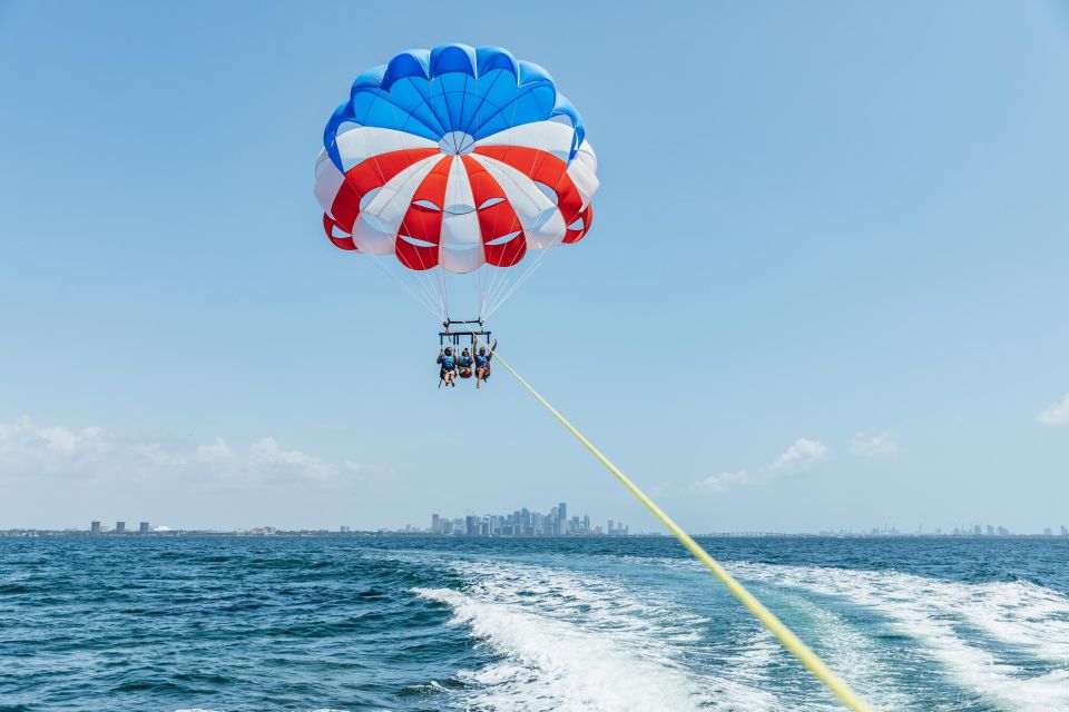 Miami: Parasailing Experience in Biscayne Bay - The 1-hour speedboat ride: the calm before the lift-off