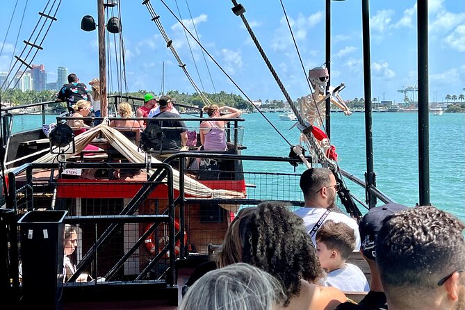 Miami Pirate Boat Tour: Skyline & Celebrity Homes - Gliding by Miami Beach: art deco vibes and boardwalk energy