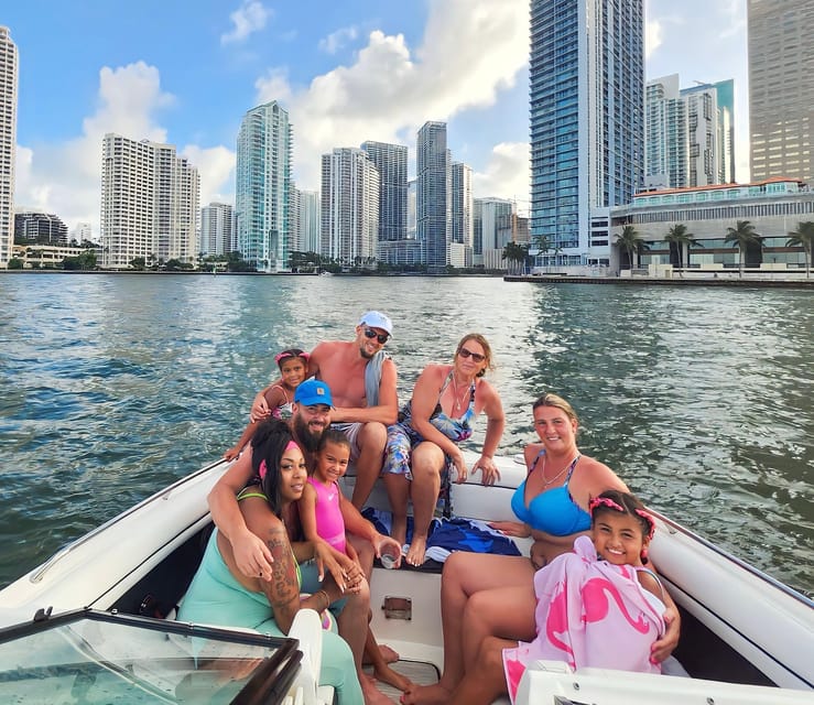 Miami: Private Luxury Boat Charter with a Captain - Photo tips that make a difference (without ruining your trip)