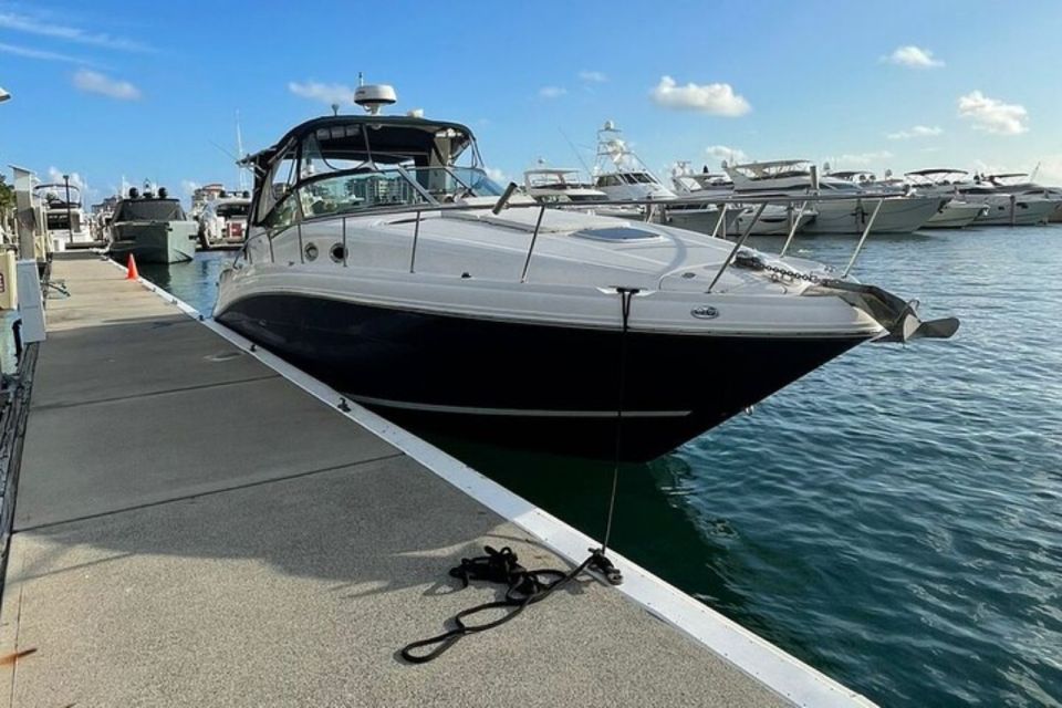 Miami: Private Yacht Cruise with Champagne - Captains Make or Break It: Daniel, Jorge, Juan, and Giancarlo