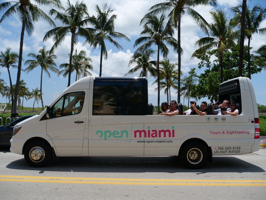 Miami Sightseeing Tour in a Convertible Bus (French) - Comfort on the Open Roof: USB Ports, Water, and Weather Sense