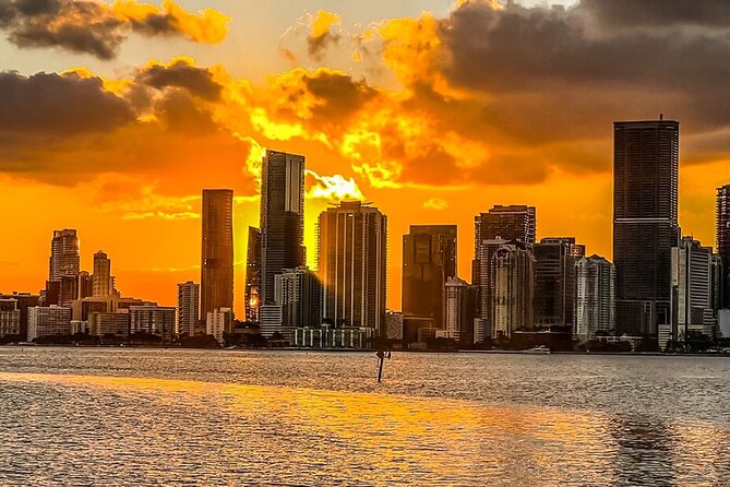 Miami Skyline Boat Cruise Past Millionaire's Homes Optional Stop - The Route: From Downtown Miami Views to the Millionaire Islands