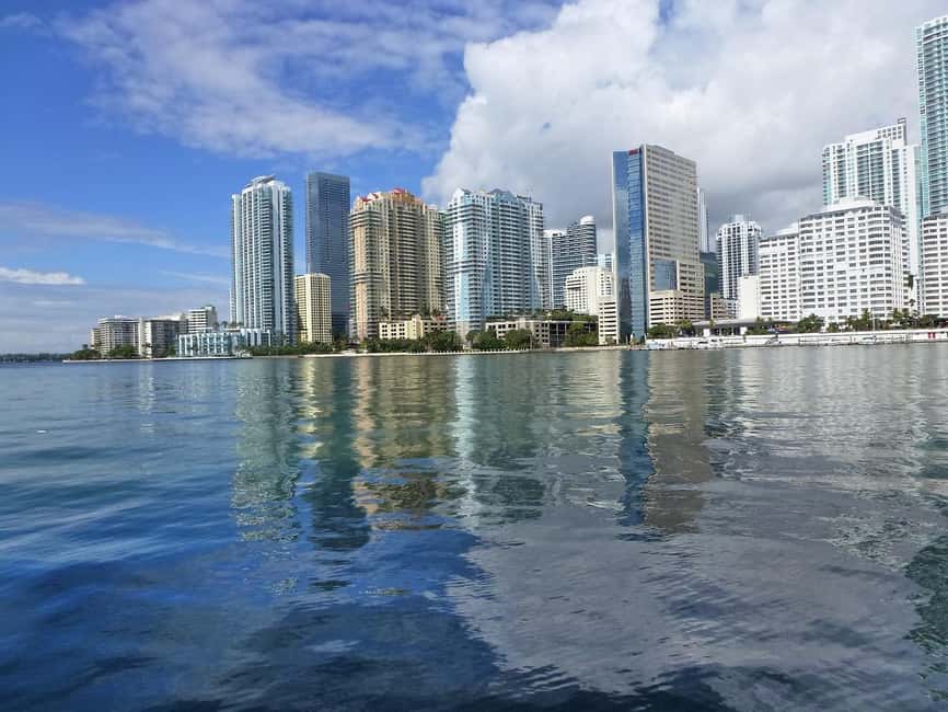 Miami Skyline Cruise of Millionaire Homes - What the Boat Feels Like: Shade, Seating, and Small-Wave Reality