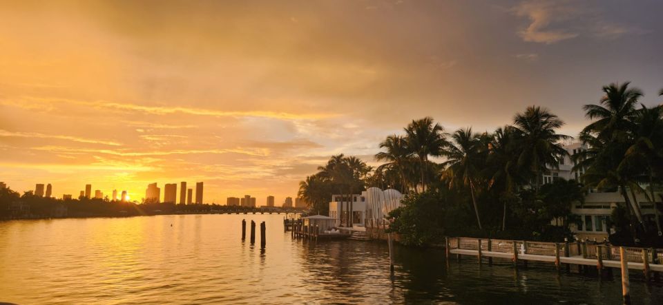 Miami: Skyline Cruise of the Magic City & Millionaire Houses - Your 80-Minute Skyline Cruise: Stop-by-Stop What You’ll See