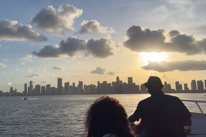 Miami Skyline Sunset Cruise with The Mojito Bar On board - The Mojito Bar On Board: How It Changes the Mood (and the Math)