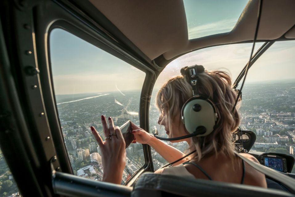 Miami: South Beach, Downtown & Islands Helicopter Tour - Comfort and Control: The Robinson R44 + Headset Setup