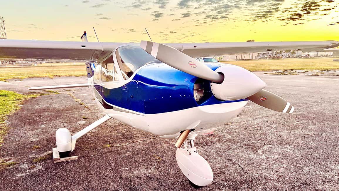 Miami & South Beach: Private Luxury Airplane Tour - Coconut Grove and Coral Gables: the neighborhood contrasts