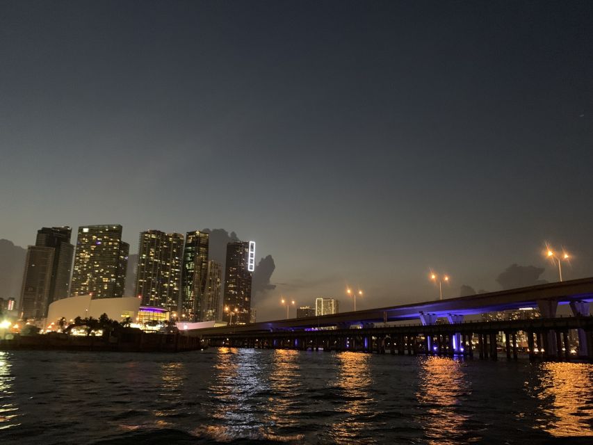 Miami: Sunset Cruise with Celebrity Homes & Open Bar - Sunset Cruise Basics: What This 2-Hour Trip Really Delivers